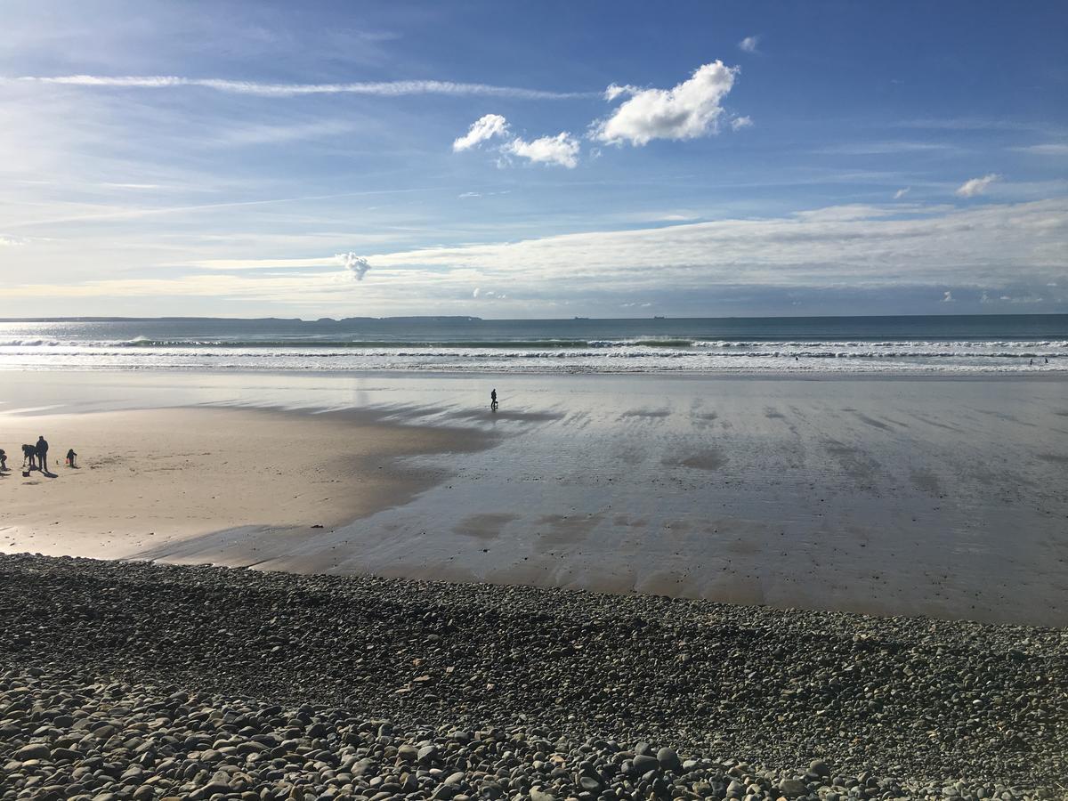 The Duke Of Edinburgh Inn Newgale ภายนอก รูปภาพ